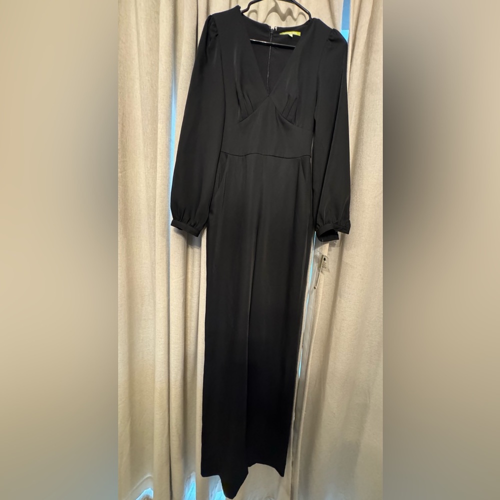 Black A-line V-neck Bishop Sleeve Jumpsuit Women’s Size 0